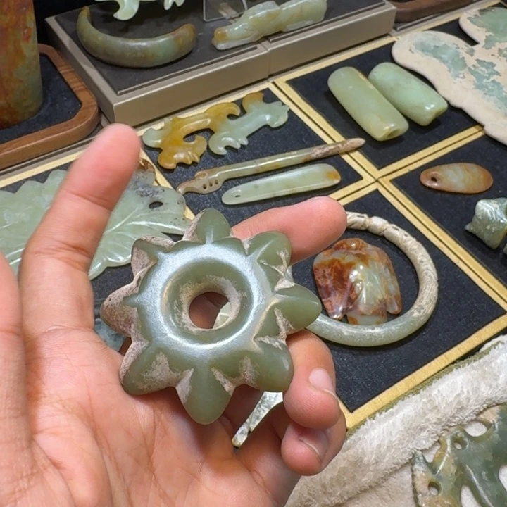九***哥玉玉摆件碧子器形