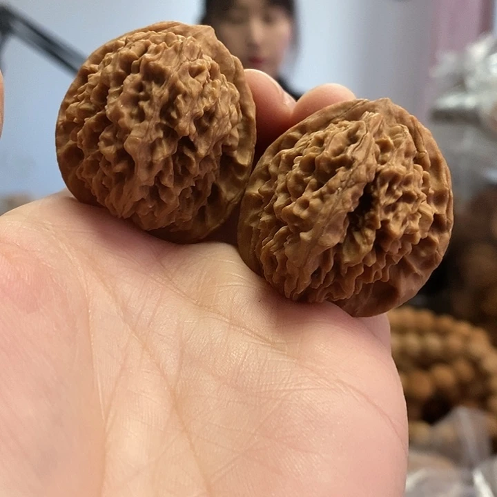 文玩核桃把件36.5皇冠小众