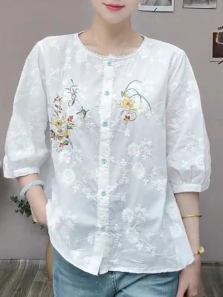 重工刺绣夏季新款盘扣圆领中袖衬衫女轻奢时尚百搭潮流衫漂亮小衫