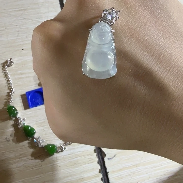 翡翠银S925镶嵌颈饰翡翠佛公