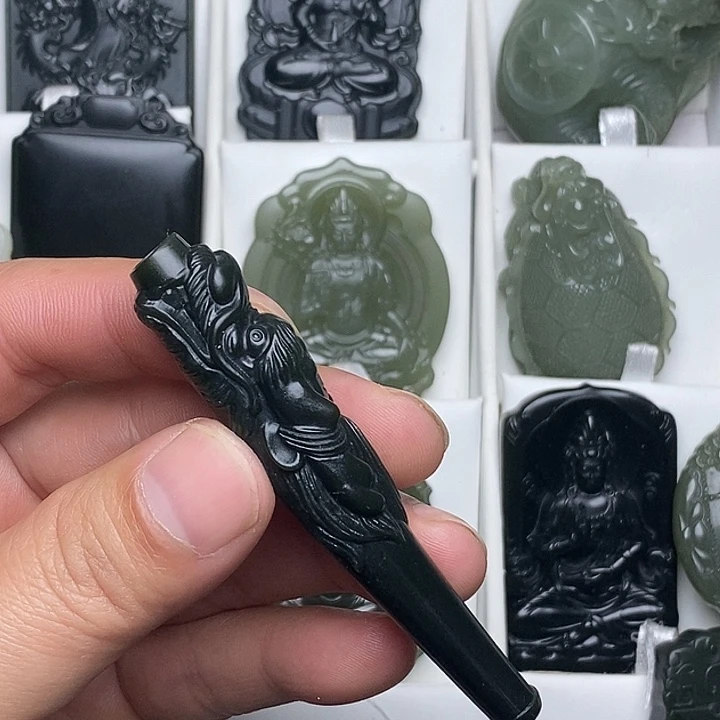 和田玉（青白玉）未镶嵌颈饰
