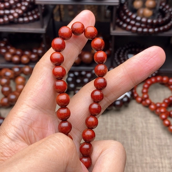 于***主檀香紫檀（小叶紫檀）手串/手链0.8原汁原味泥料金星（3500）