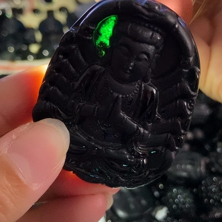 翡翠未镶嵌颈饰墨翠千手