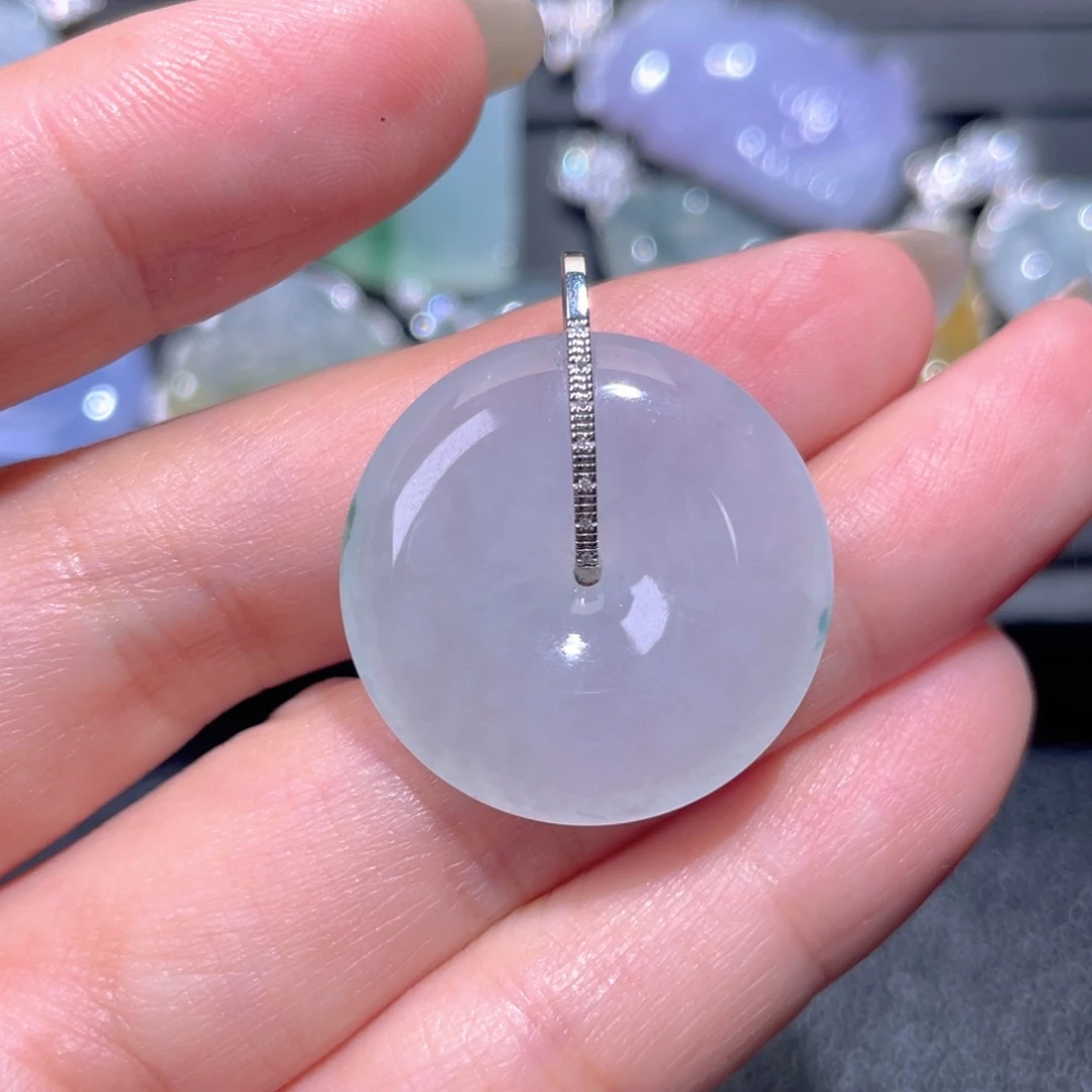 颈饰18K金镶嵌翡翠翡翠