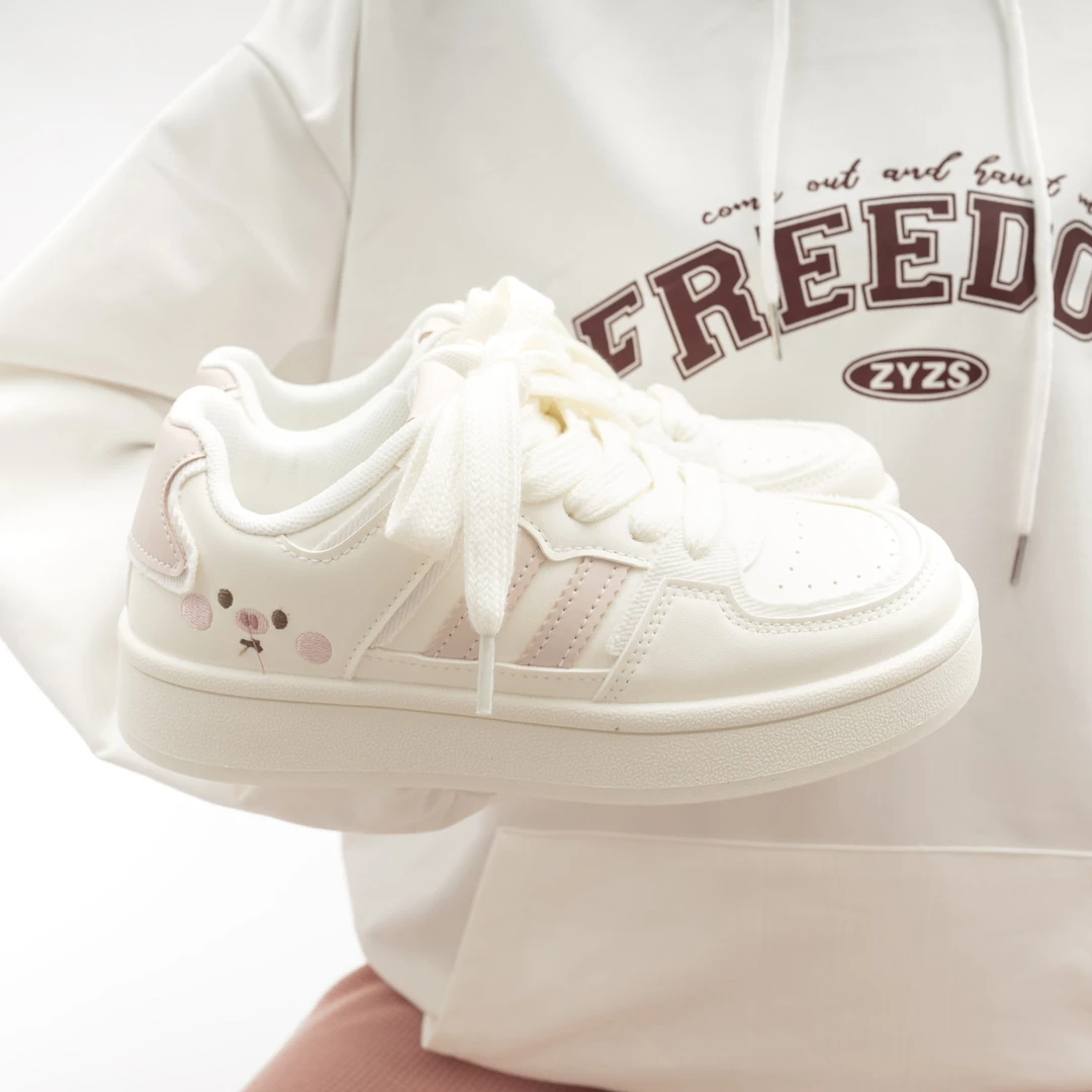 网红爆款女学生休闲小白鞋板鞋2025春秋新款少女厚底百搭透气单鞋