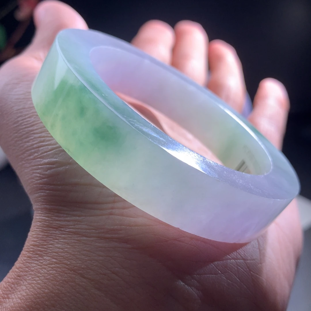 定制翡翠未镶嵌手镯
