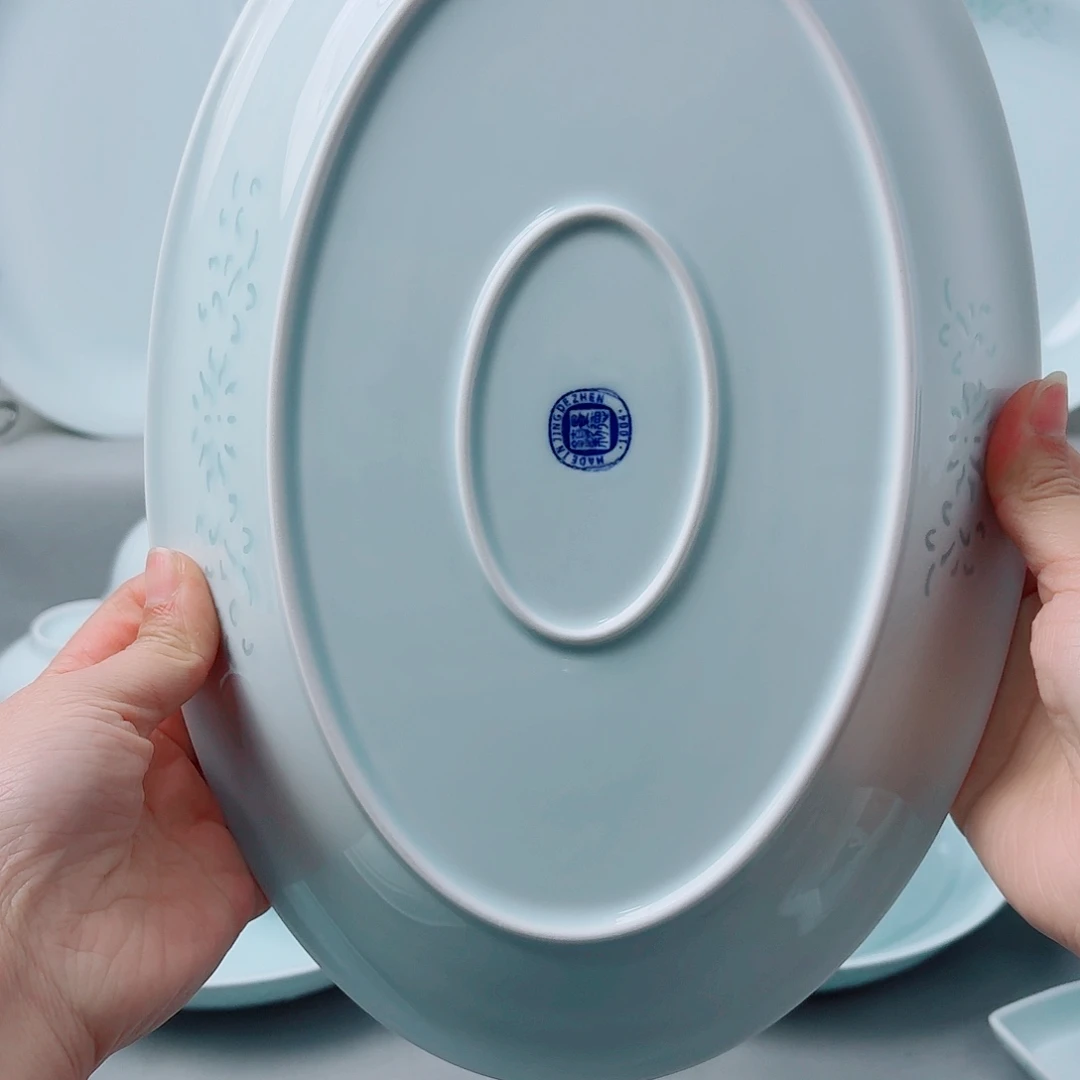 琰***瑜瓷12英寸微瑕鱼盘一个