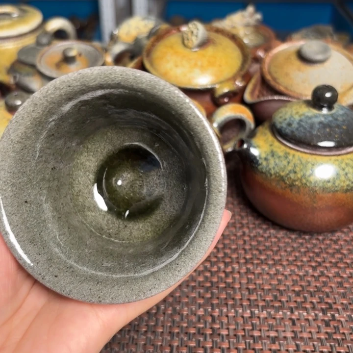 茶杯紫砂玉化马蹄瑕