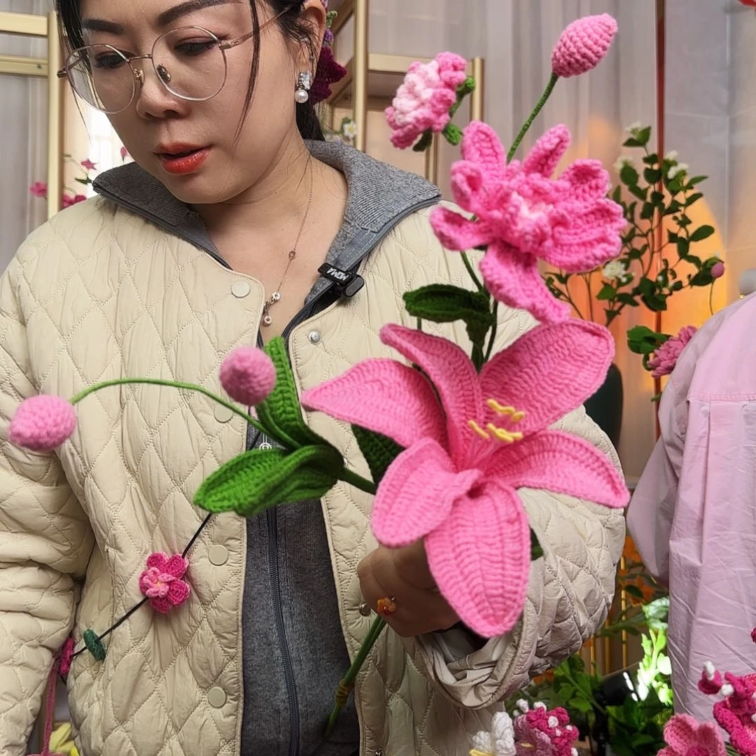 手工钩织设计花束