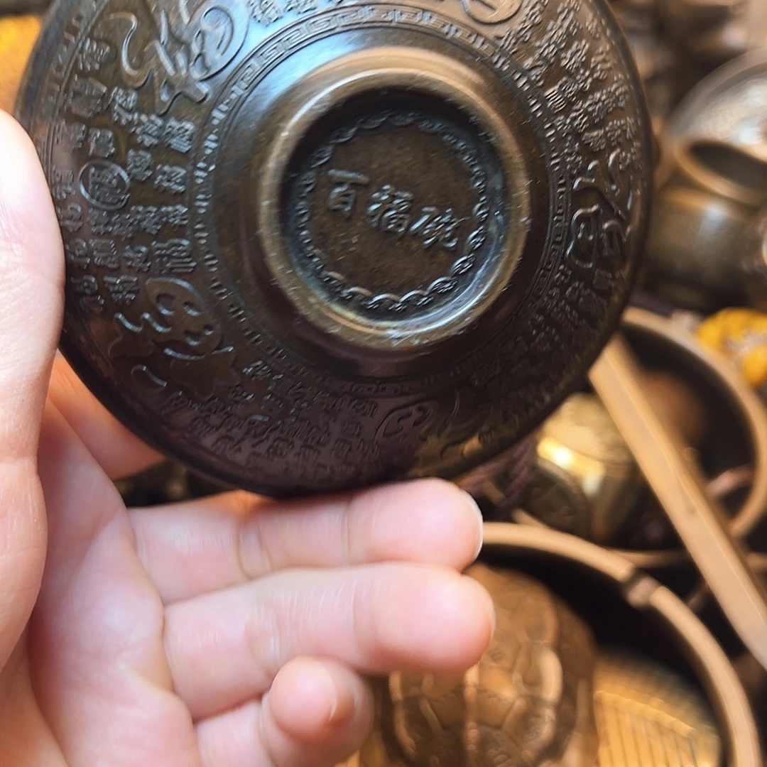 精美铜器工艺品等