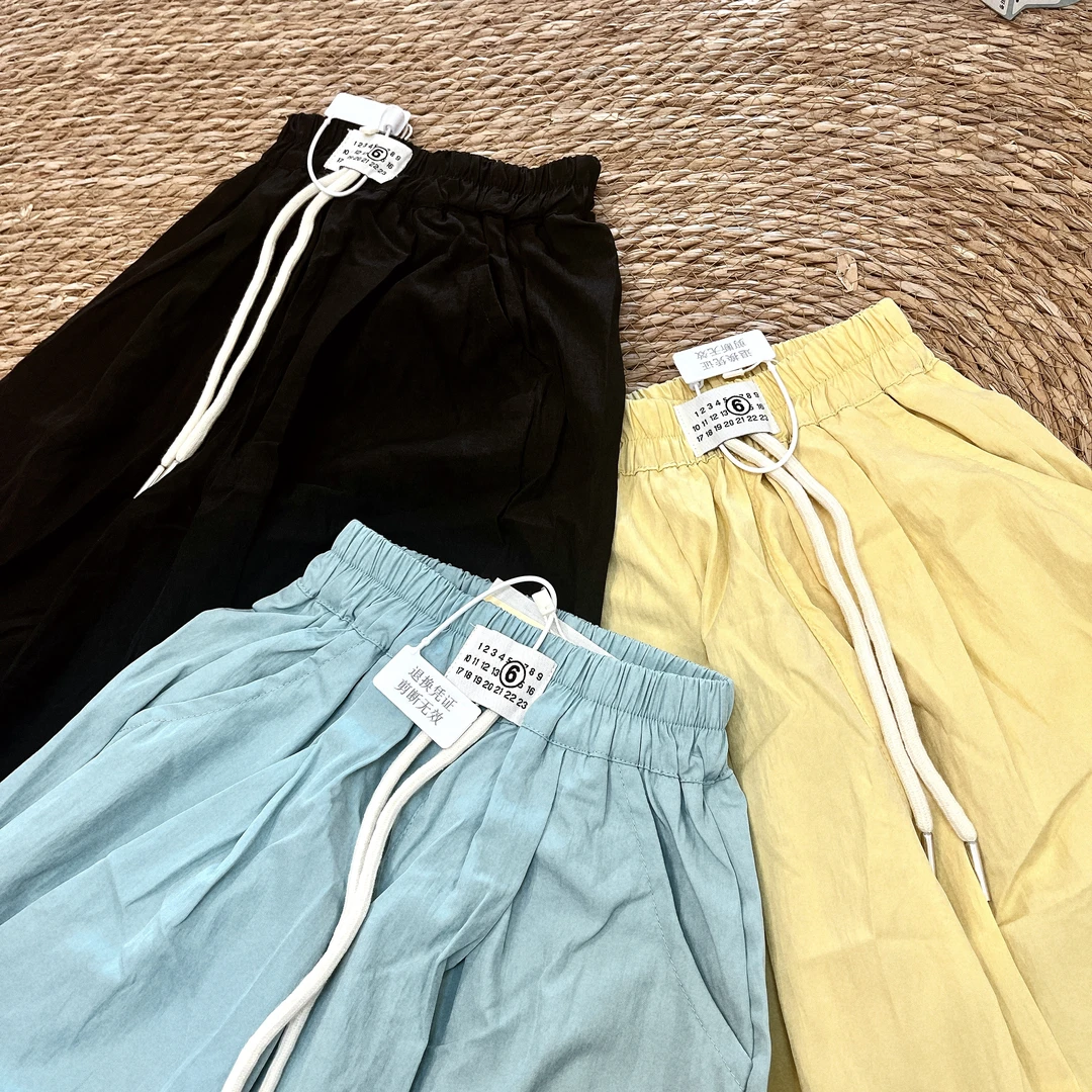 儿童很薄的夏款运动裤