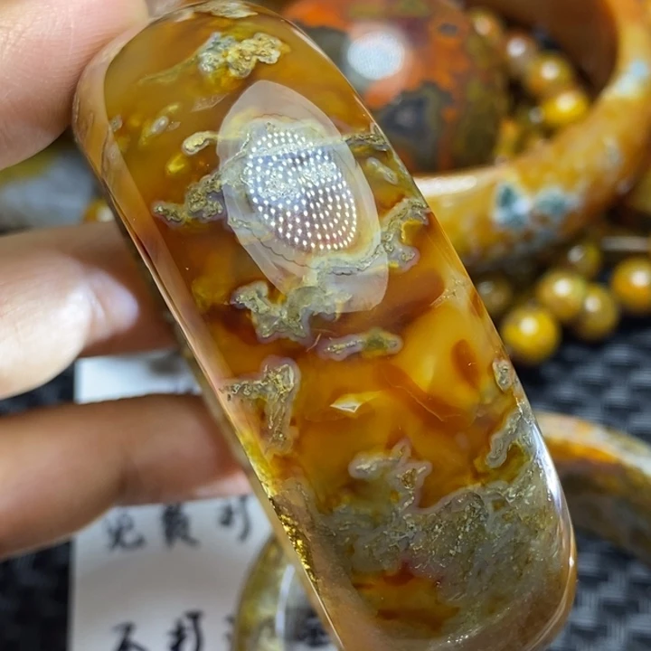 玛瑙/玉髓颈饰未镶嵌玉*缘