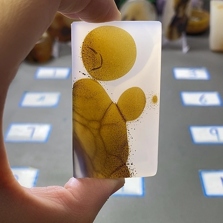 玛瑙/玉髓未镶嵌珠宝半成品