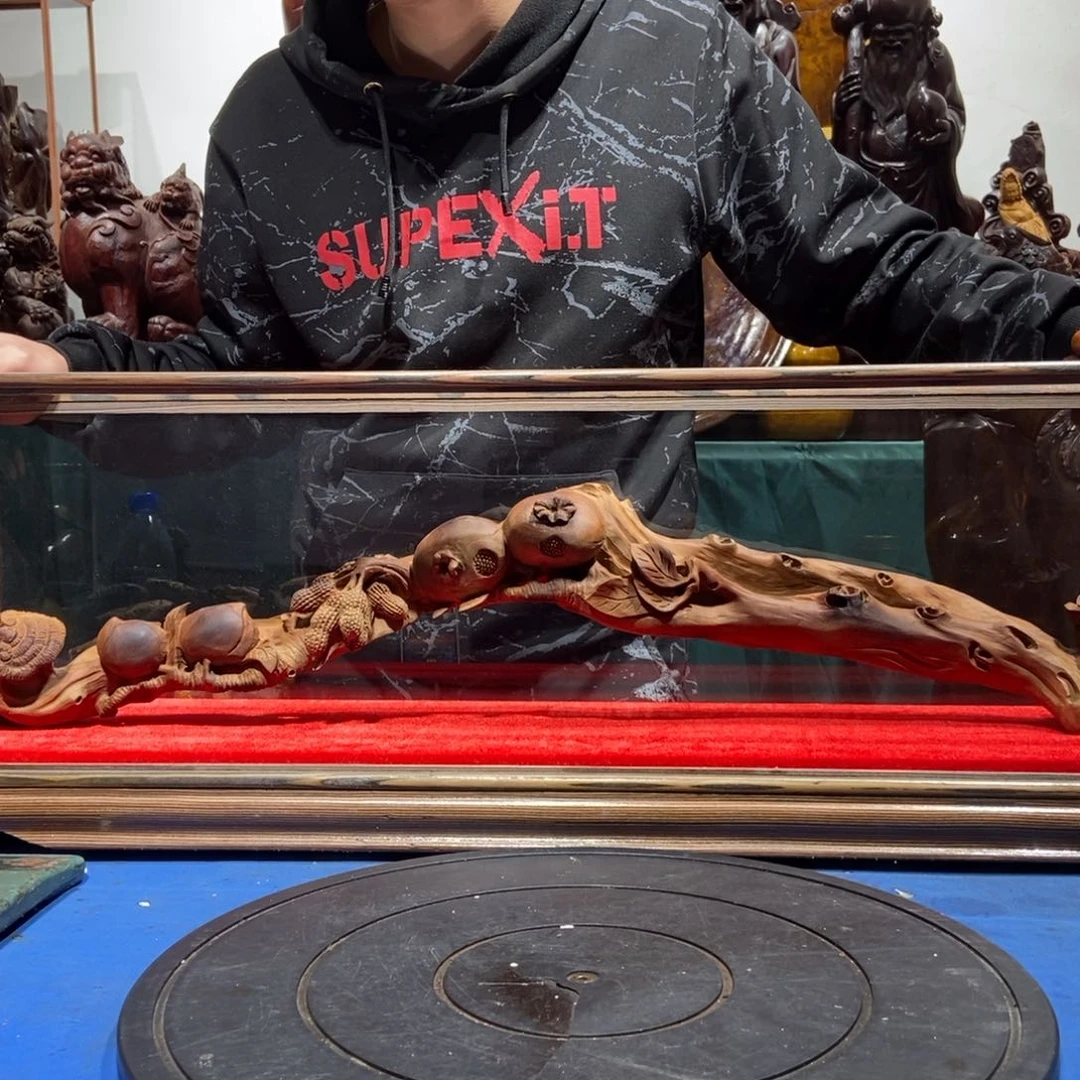 金丝楠灯*金丝楠木