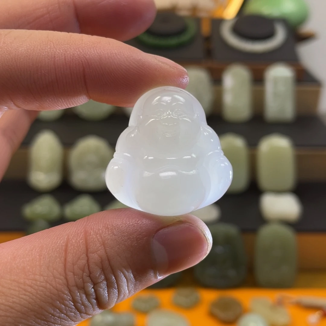 和田玉颈饰未镶嵌有微棉