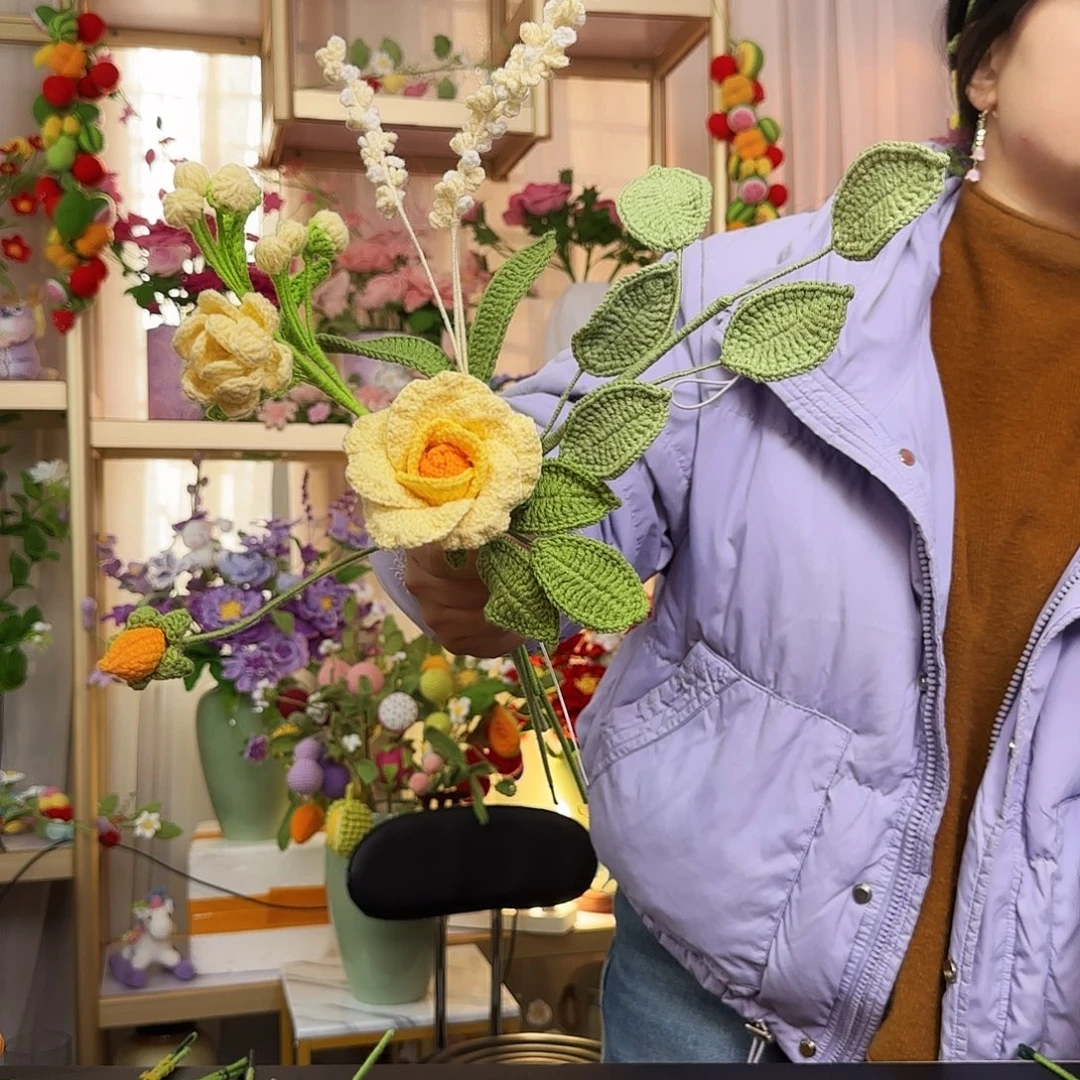 手工钩织设计花束