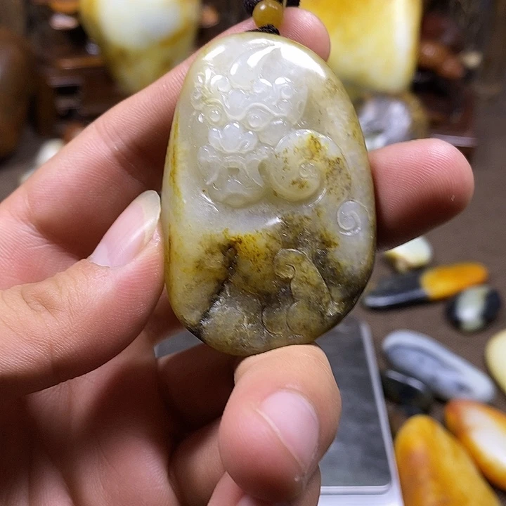 和田玉未镶嵌挂件