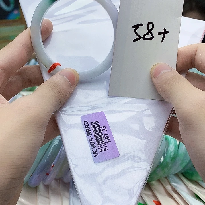 翡翠手镯未镶嵌The