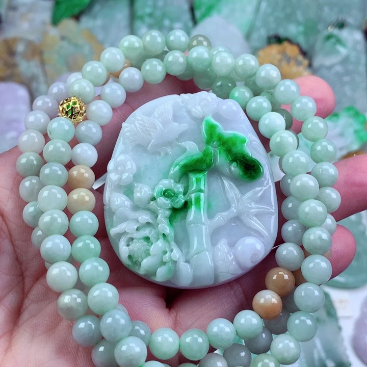 吊坠(不含链)未镶嵌翡翠