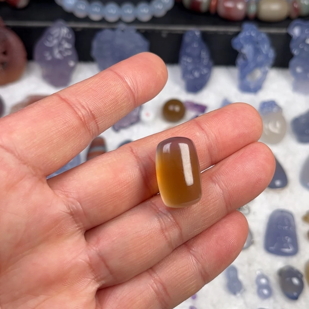 玛瑙/玉髓未镶嵌颈饰戒面