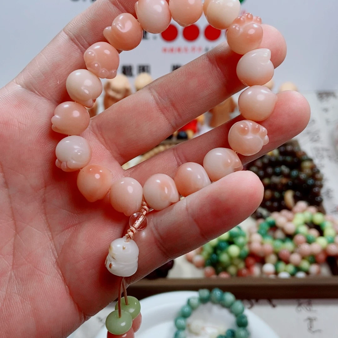 白玉菩提吊坠嘟***D肉粉猫爪