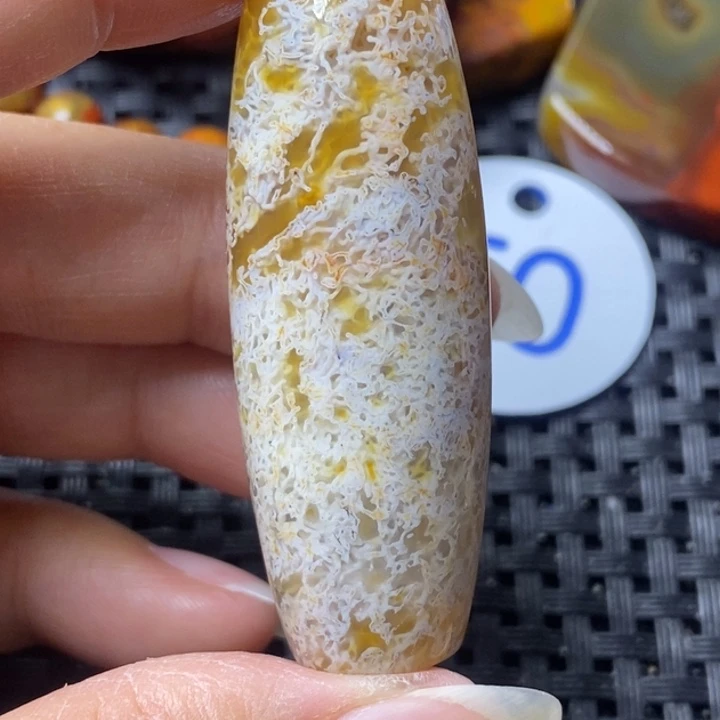 未镶嵌颈饰玛瑙/玉髓梁*