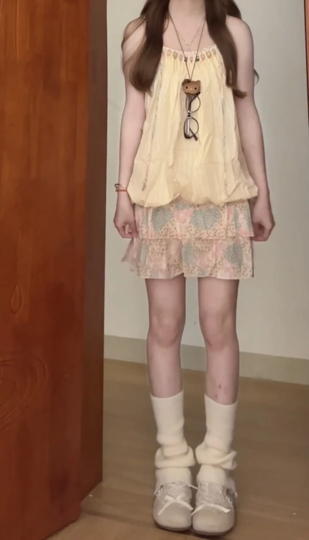 民族风粉绿色碎花拼接褶皱吊带宽松花苞连衣裙女2025夏季新款