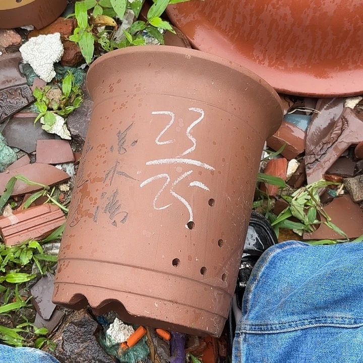 紫砂花瓶紫砂等珍贵