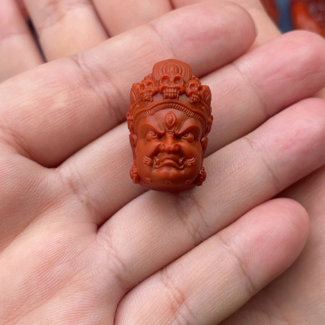 南红玛瑙吊坠未镶嵌