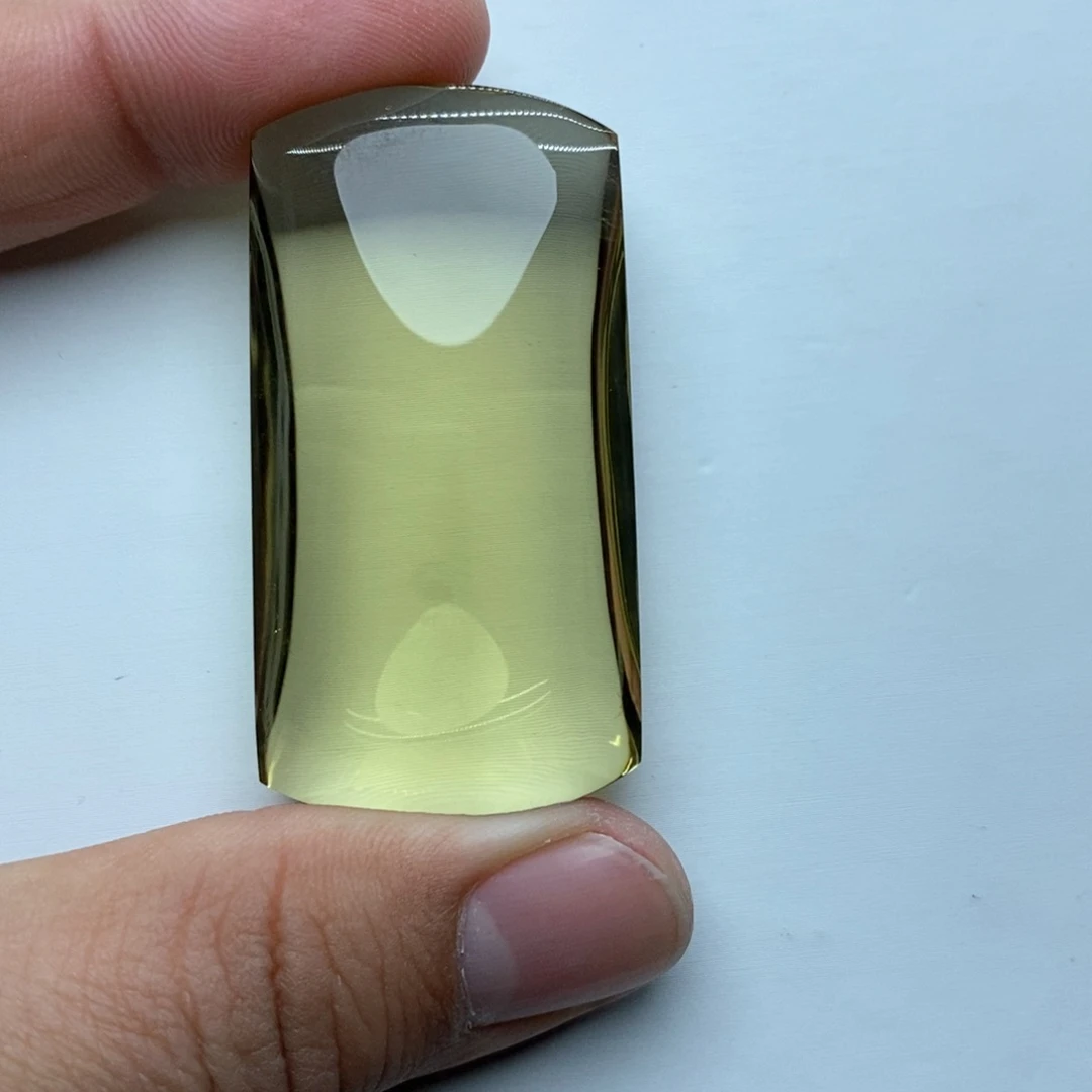 水晶颈饰未镶嵌散***?