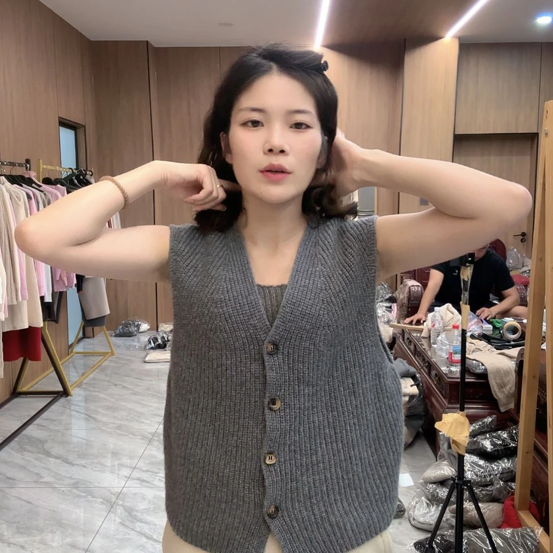 v领马甲元宝针加厚