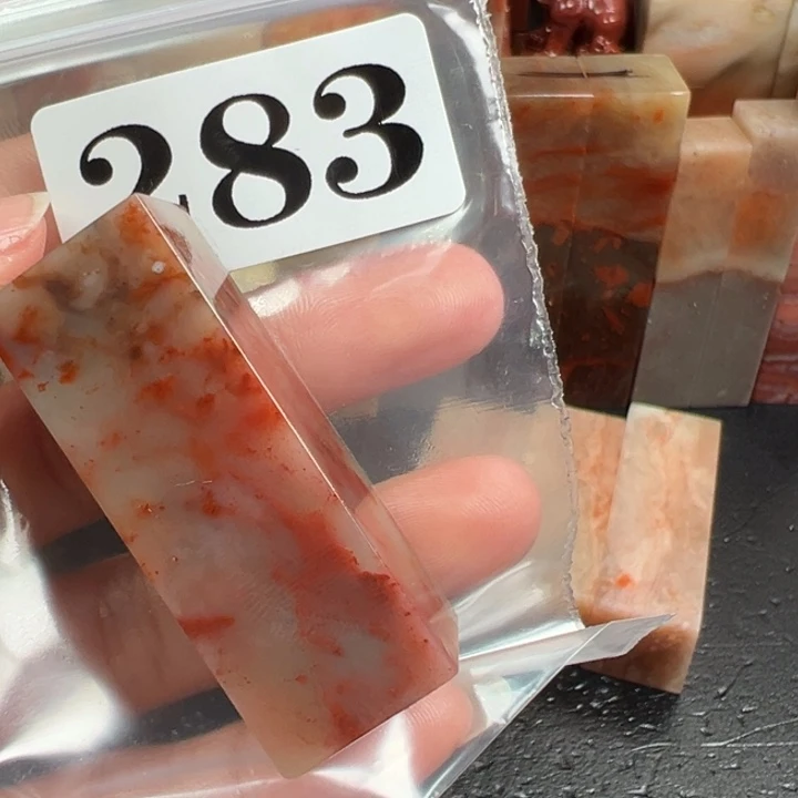 寿山石印石悟老挝石