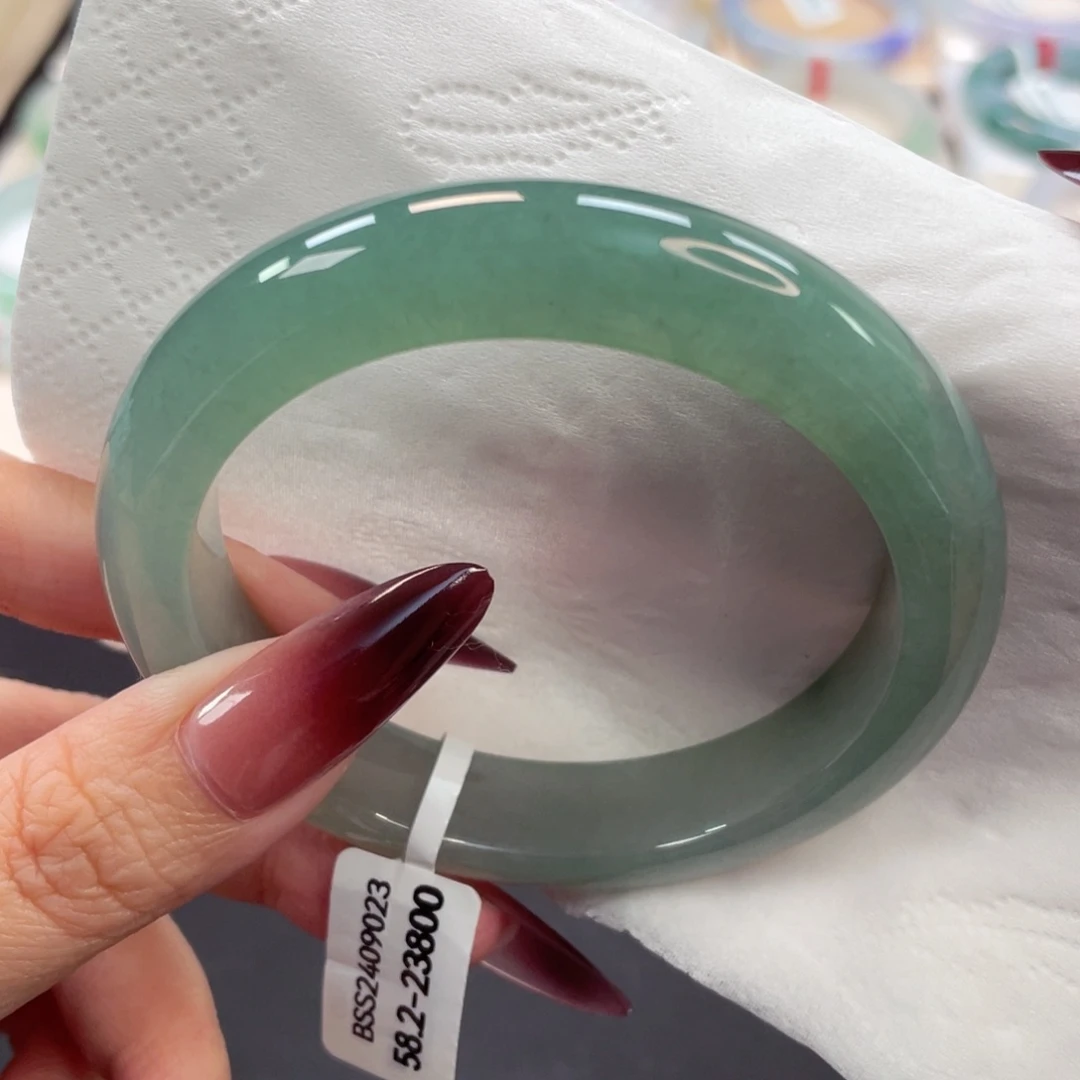 未镶嵌手镯翡翠25号58.2冰胶渐变湖水绿高贵显白