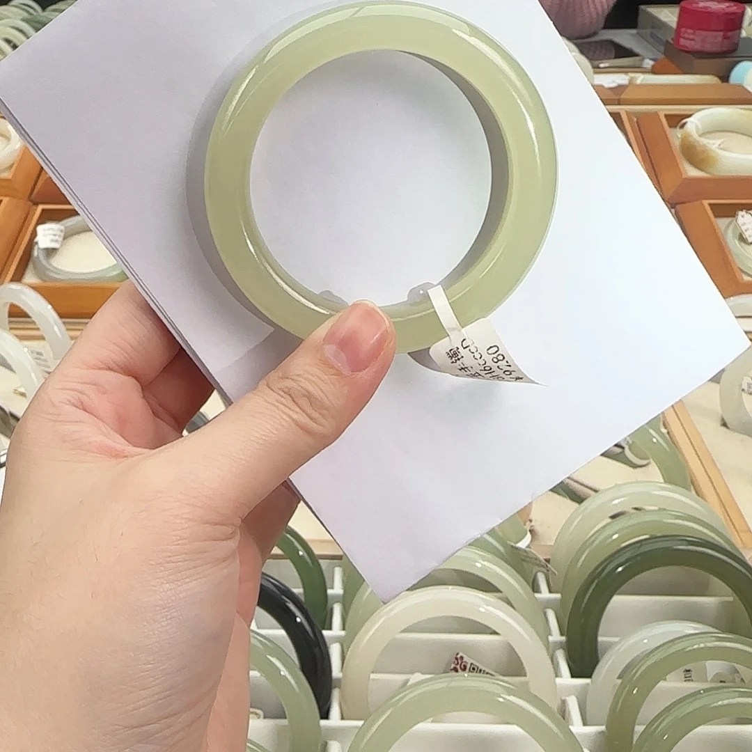 和田玉未镶嵌手镯55高冰蜂蜜水