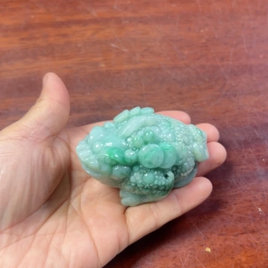 翡翠摆件未镶嵌翡翠