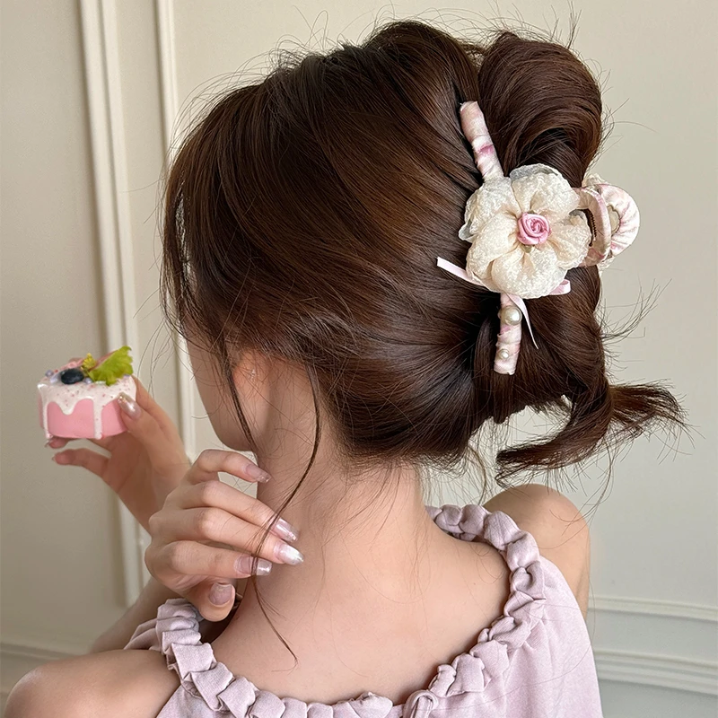 超仙森系气质花朵抓夹女2025新款高级感盘发夹子鸭嘴夹抓夹发饰