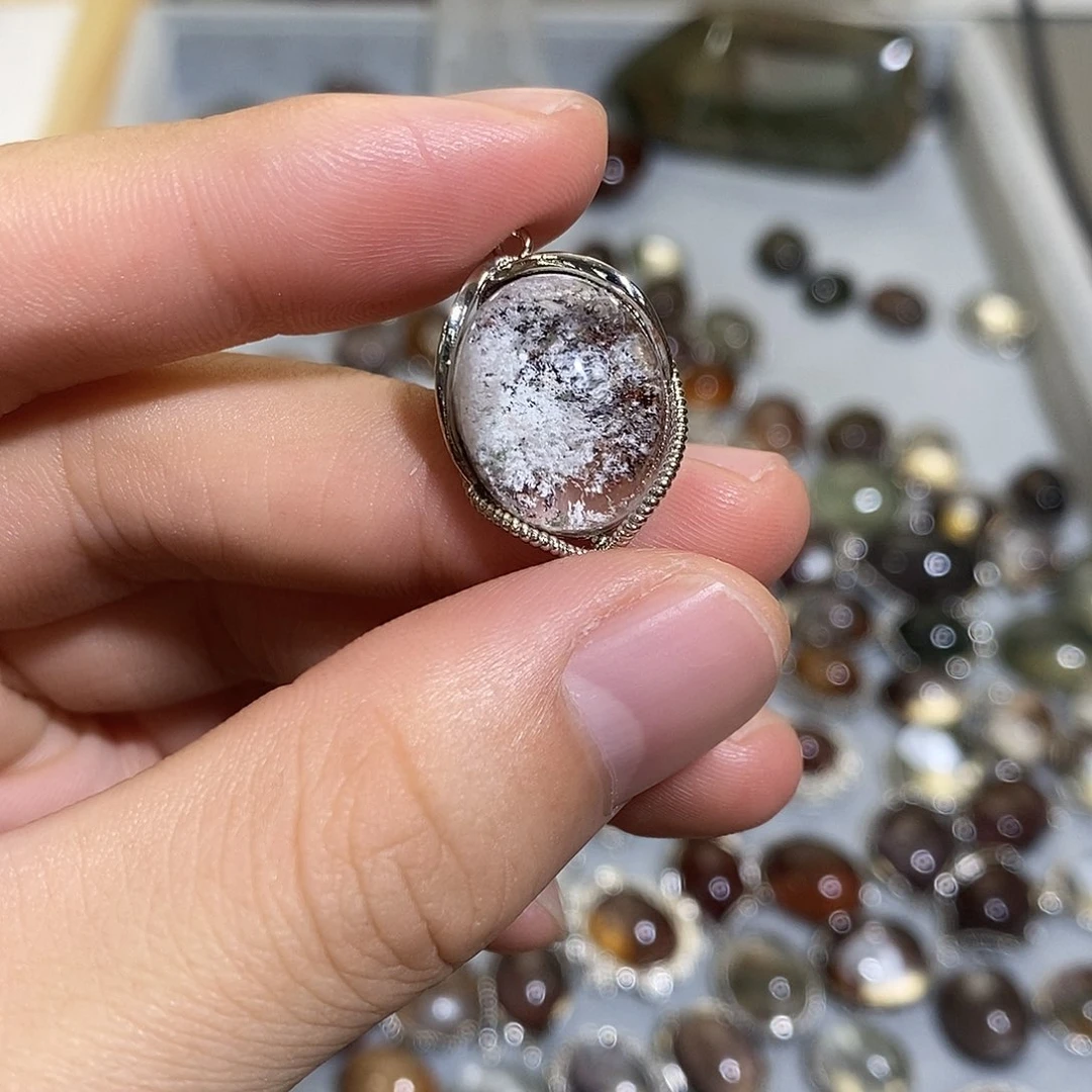 未镶嵌颈饰水晶水晶吊坠