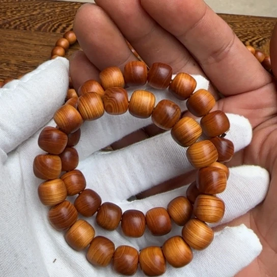 柏木（崖柏）全陈化老料把件串