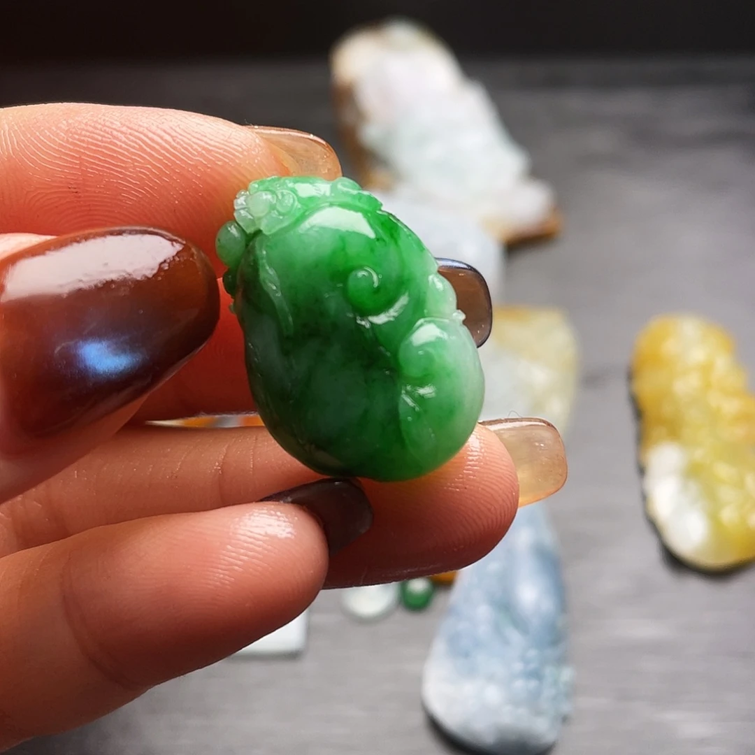 未镶嵌定制翡翠天然