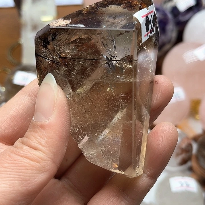 水晶191克幽灵随形未镶嵌有*