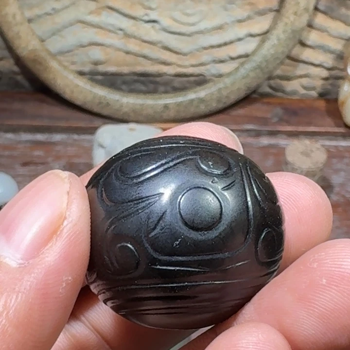 依***古和田玉（糖玉）未镶嵌挂件