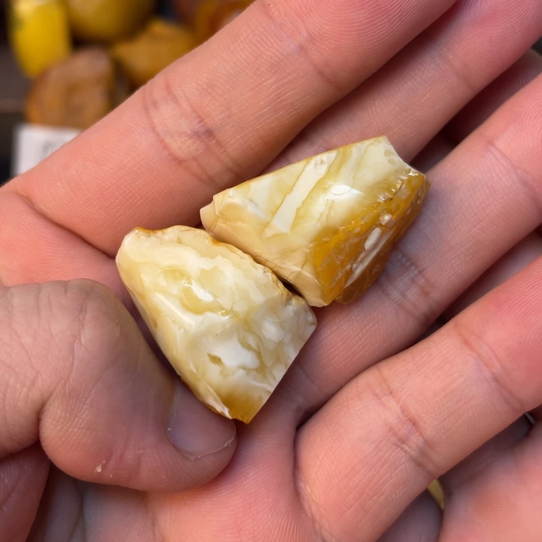 沙***果定制蜜蜡原石定制