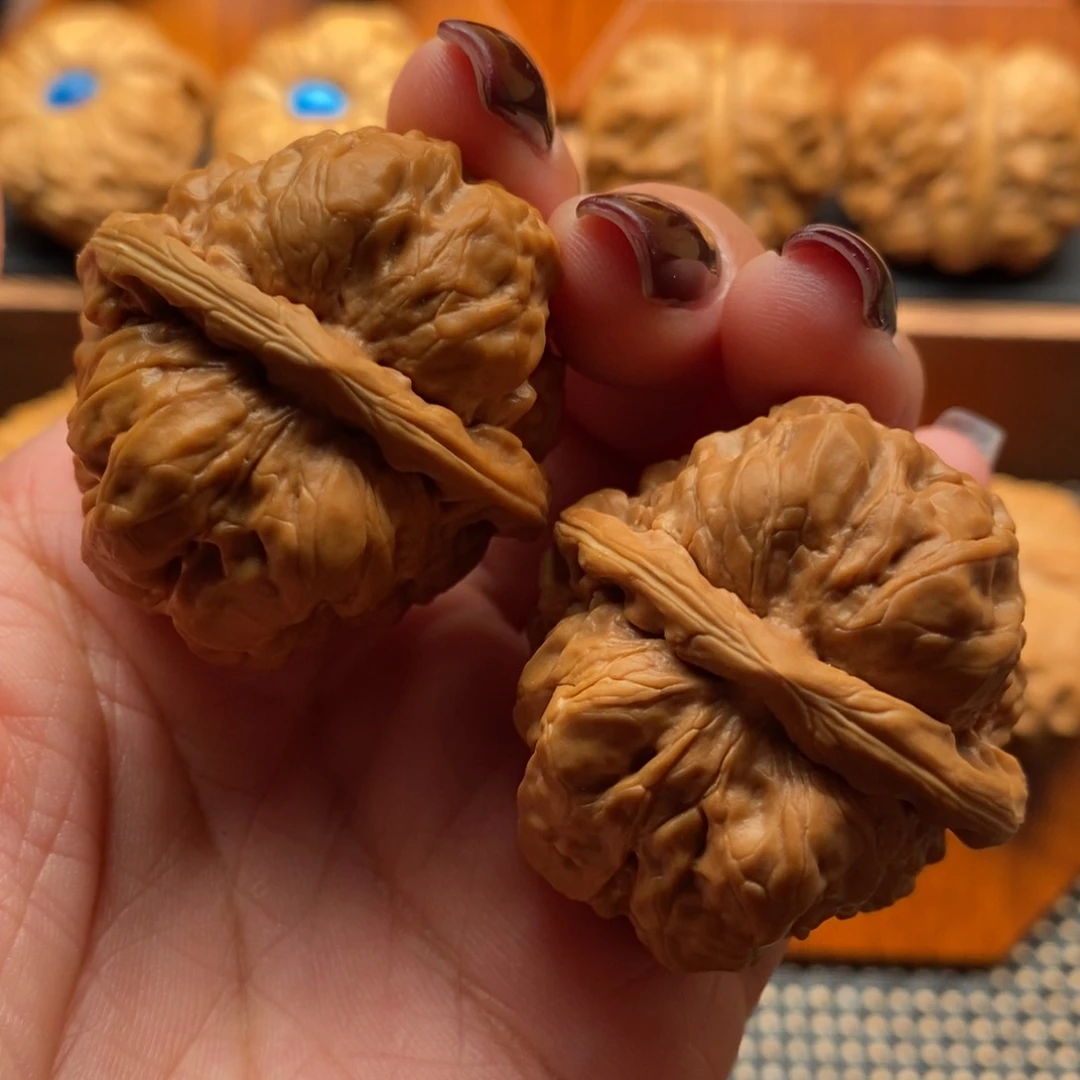 文玩核桃把件38尺寸哇哇