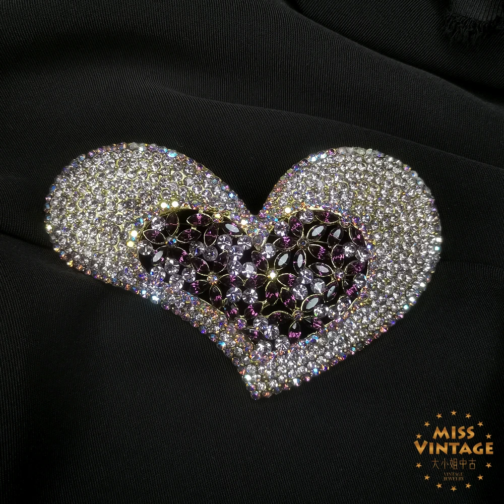 B&W密镶紫藤花桃心胸针[2505162-082]