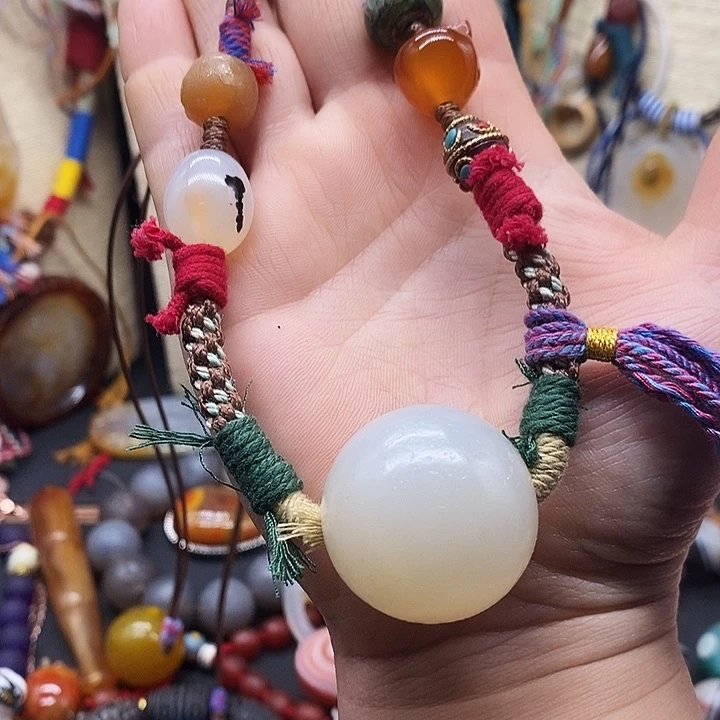 玛瑙/玉髓颈饰合金