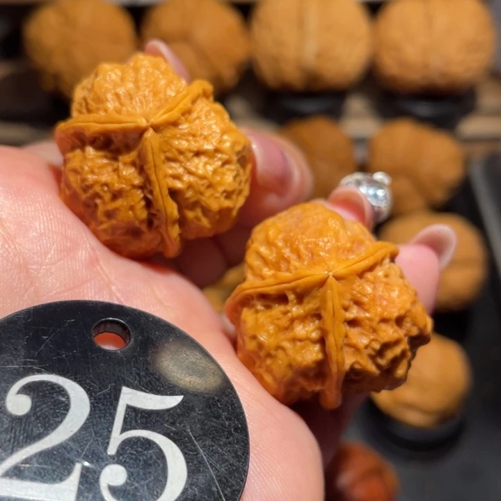 百花三棱核桃尺寸30
