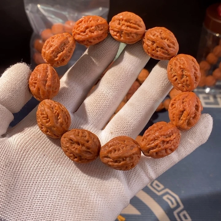 文玩核桃手串……61