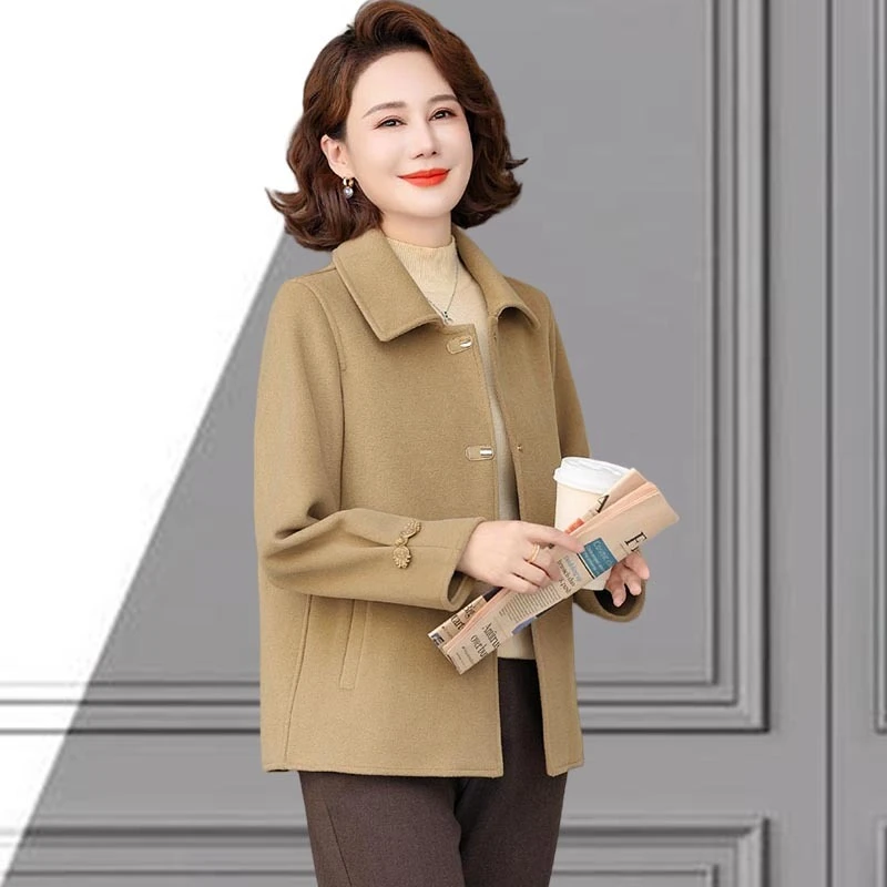 妈妈秋装双面呢大衣2025新款中老年春秋短外套小个子毛呢子上衣女