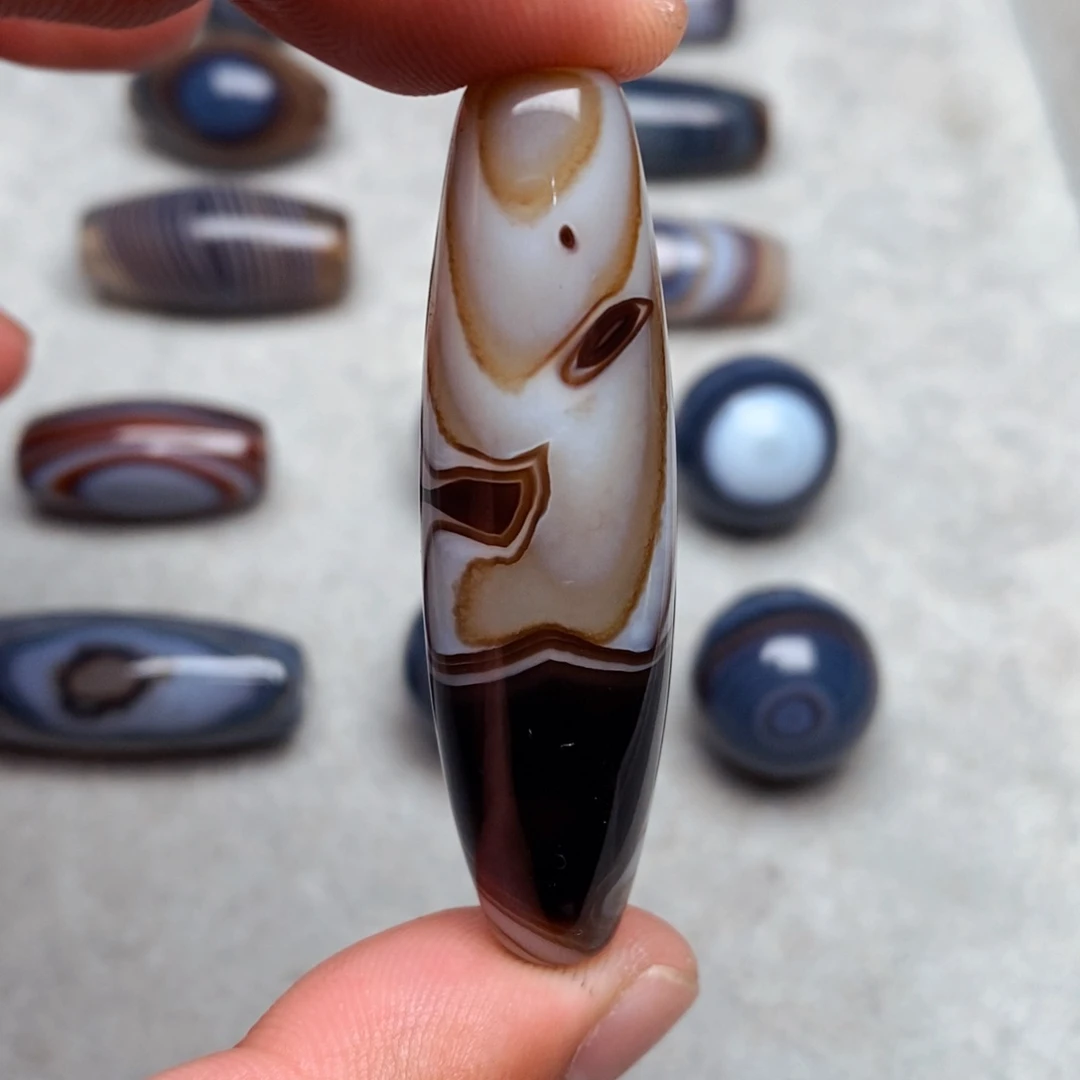 玛瑙/玉髓颈饰未镶嵌