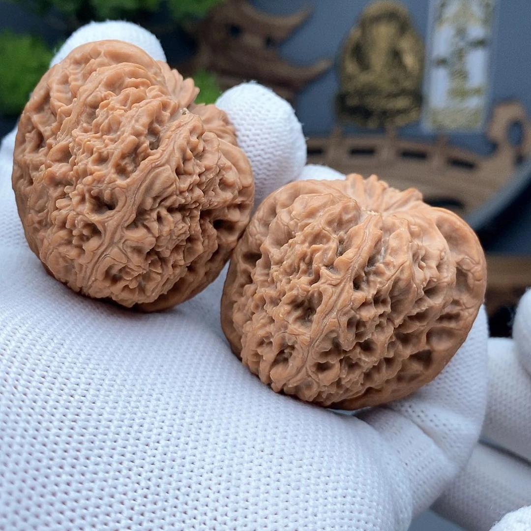 吊坠文玩核桃玩的就是手气与快乐